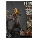 Resident Evil 4 Ultimate Premium Masterline Series Statue 1/4 Leon S. Kennedy vs. Chainsaw Villager 76 cm