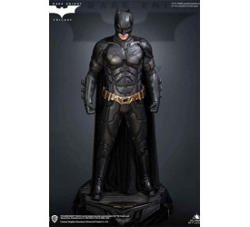 The Dark Knight Statue 1/3 Batman Regular Edi..