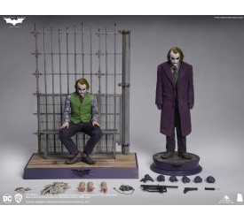 DC Comics The Dark Knight Joker 1/6 Collectib..