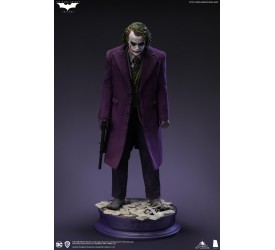 DC Comics The Dark Knight Joker 1/6 Collectib..