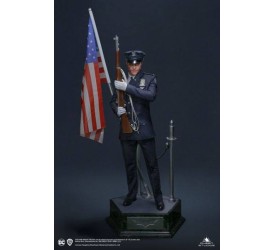 The Dark Knight Statue 1/3 Joker Police Unifo..
