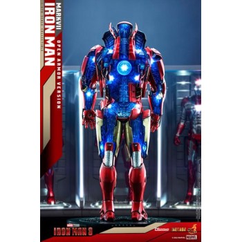 Iron Man 3 Diorama 1/6 Iron Man Mark VII (Open Armor Version) 32 cm