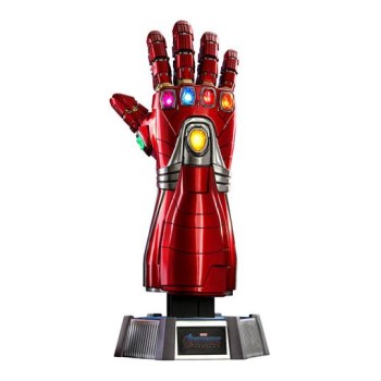 Avengers: Endgame Life-Size Masterpiece Replica 1/1 Nano Gauntlet 52 cm