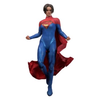 The Flash Movie Masterpiece Action Figure 1/6 Supergirl 28 cm