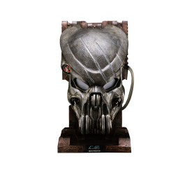 Alien vs Predator Replica 1/1 Battle Damaged ..