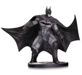 Batman Black and White Statue Arkham Origins ..