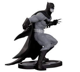 Batman Black and White Statue Greg Capullo 21..
