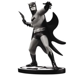 Batman Black & White Statue Michael Allre..