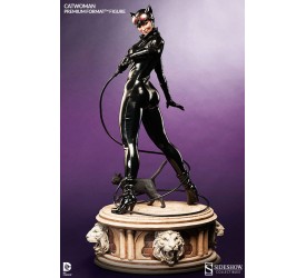 DC Comics Premium Format Figure 1/4 Catwoman ..