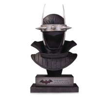 DC Gallery Bust 1/2 The Batman Who Laughs Cowl 26 cm