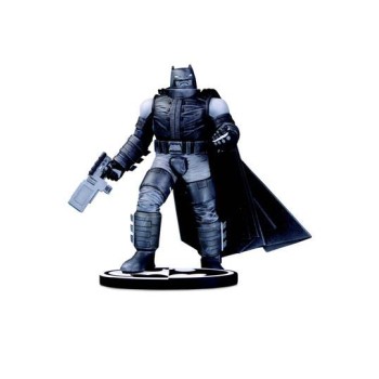 Batman Black and White Statue Batman by Frank Miller 18 cm