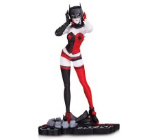 DC Comics Red, White & Black Statue Harley Quinn by John Timms 18 cm