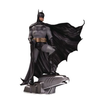 DC Designer Series Statue 1/6 Batman by Alex Ross Deluxe 35 cm