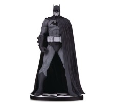 Batman Black and White Statue Batman (Version 3) by Jim Lee 18 cm