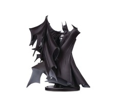 Batman Black & White Statue Batman by Todd McFarlane 24 cm