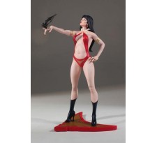 Women of Dynamite Statue 1/6 Vampirella by Jose Gonzalez 30 cm