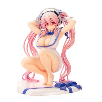 Super Sonico x DanMachi Statue PVC 1/7 Super Sonico Hestia Version 18 cm