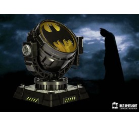 HeroClub Bat Spotlight 1/6 scale Movie Prop 2..