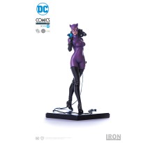 DC Comics: Catwoman 1:10 scale Statue