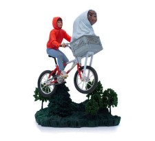 E.T. the Extra-Terrestrial Art Scale Statue 1/10 E.T. and Elliot 24 cm