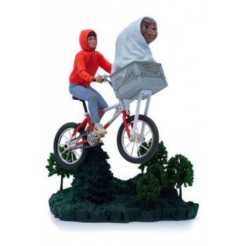 E.T. the Extra-Terrestrial Art Scale Statue 1/10 E.T. and Elliot 24 cm