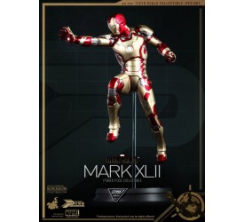 Iron Man 3 Power Pose Series Action Figure 1/..