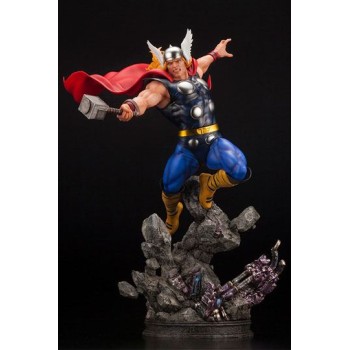 Marvel Avengers Fine Art Statue 1/6 Thor 44 cm