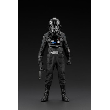 Star Wars A New Hope ARTFX+ Statue 1/10 Tie Fighter Pilot Backstabber & Mouse Droid Exclusive 18 cm