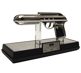 Men in Black Replica 1/1 Standard Issue Agent..