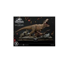 Jurassic World: Fallen Kingdom Statue 1/15 T-Rex and Carnotaurus 90 cm