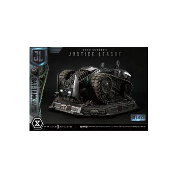 Zack Snyder s Justice League Museum Masterline Diorama Bat-Tank Deluxe Version 36 cm