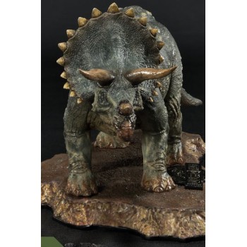 Jurassic Park Prime Collectibles PVC Statue 1/38 Triceratops 11 cm