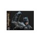 Batman Ultimate Premium Masterline Series Statue Batman Versus Killer Croc 71 cm