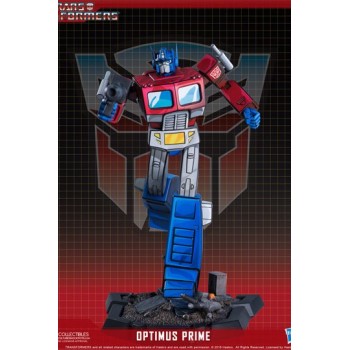 Transformers Classic Scale Statue Optimus Prime 27 cm