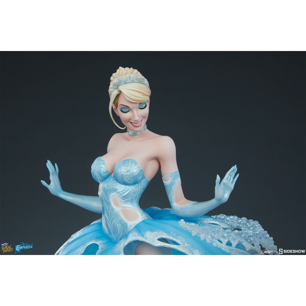 Fairytale Fantasies Collection Statue Alice In Wonderland Game Of Hearts  Edition 34 Cm Sideshow Collectibles