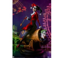 DC Comics Diorama Harley Quinn and The Joker 35 cm