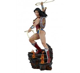 DC Comics Premium Format Figure Wonder Woman 56 cm
