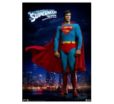 Superman Premium Format Figure Superman: The Movie 52 cm