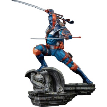 DC Comics: Deathstroke 1/4 Scale Premium Format Figure