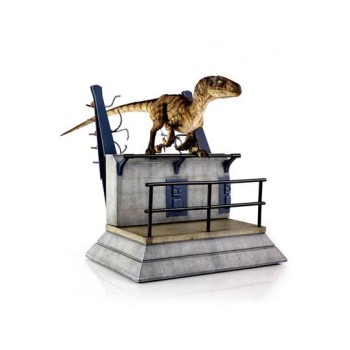 Jurassic Park Statue Breakout Raptor 30 cm