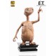 E.T. The Extra-Terrestrial: E.T. Life-Size Statue