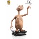 E.T. The Extra-Terrestrial: E.T. Life-Size Statue