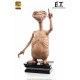 E.T. The Extra-Terrestrial: E.T. Life-Size Statue