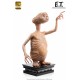 E.T. The Extra-Terrestrial: E.T. Life-Size Statue