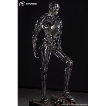 Terminator Genisys Life-Size Statue T-800 Endoskeleton 198 cm