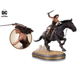 Wonder Woman Movie: Wonder Woman on Horseback..